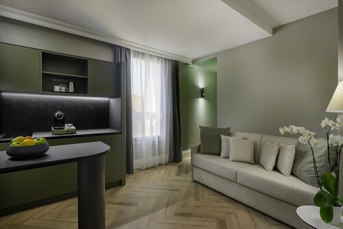 Гостиница Una Hotels Galles Milano в Италии