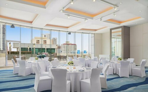 Гостиница Sheraton Manila Bay в Маниле
