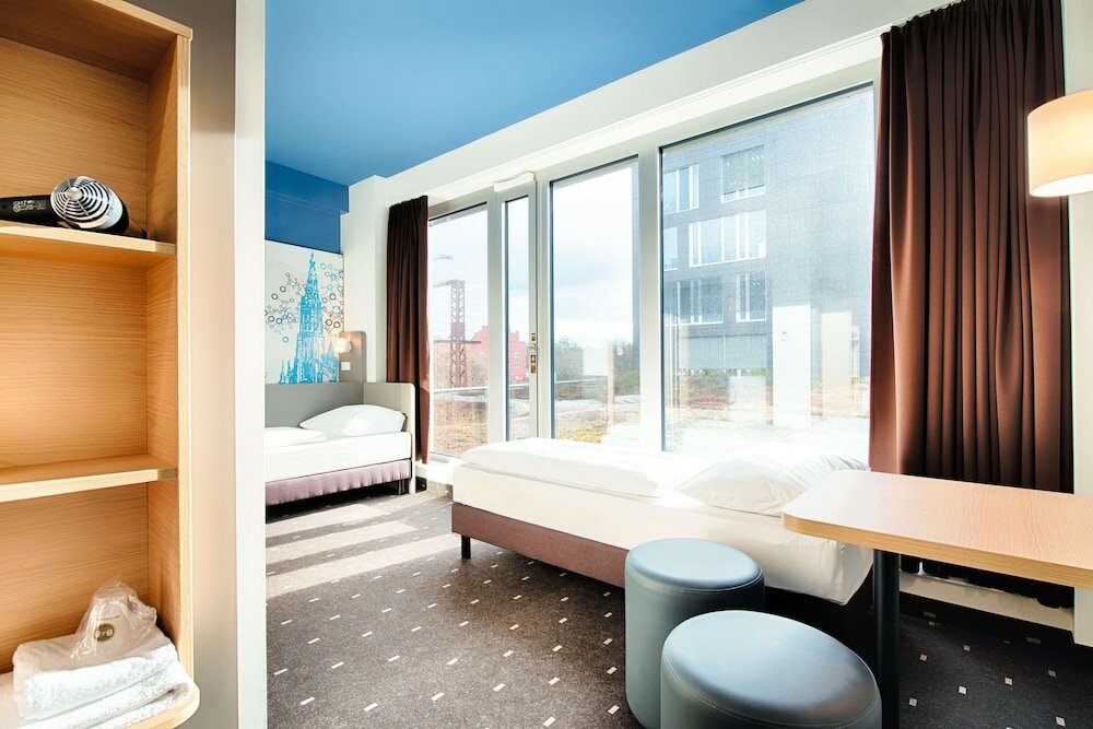 Фото B&b Hotel Ulm