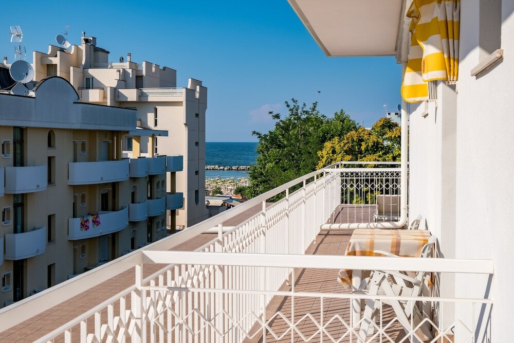 Фото Hotel Villa dei Fiori