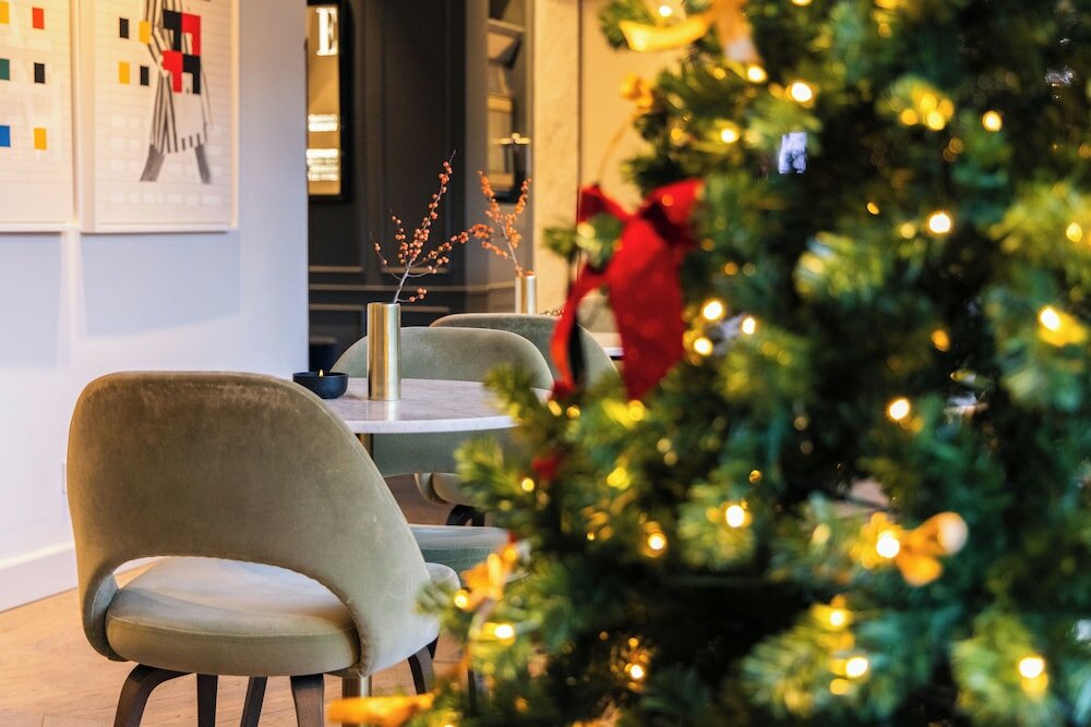 Фото Pillows Anna van den Vondel