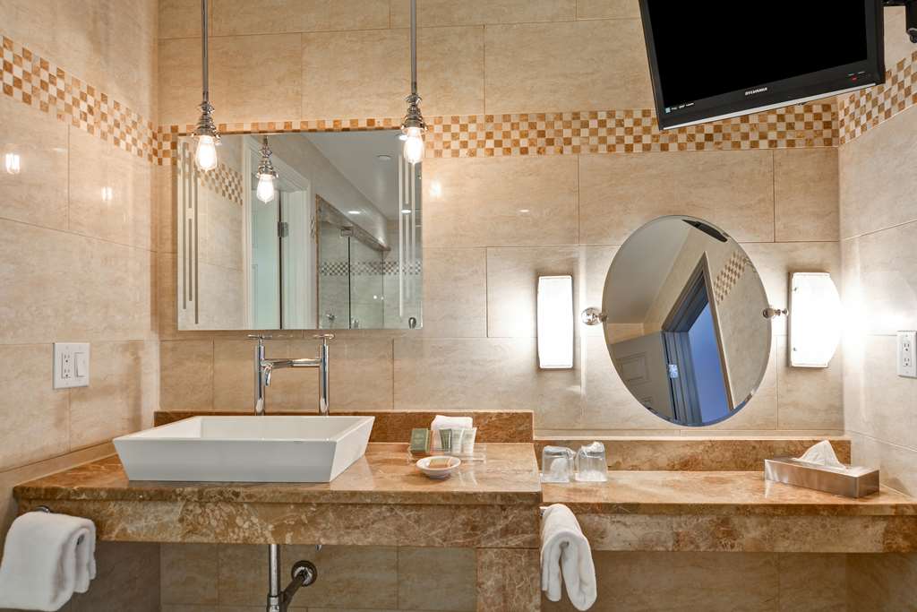 Фото The Cincinnatian Hotel Curio Collection by Hilton