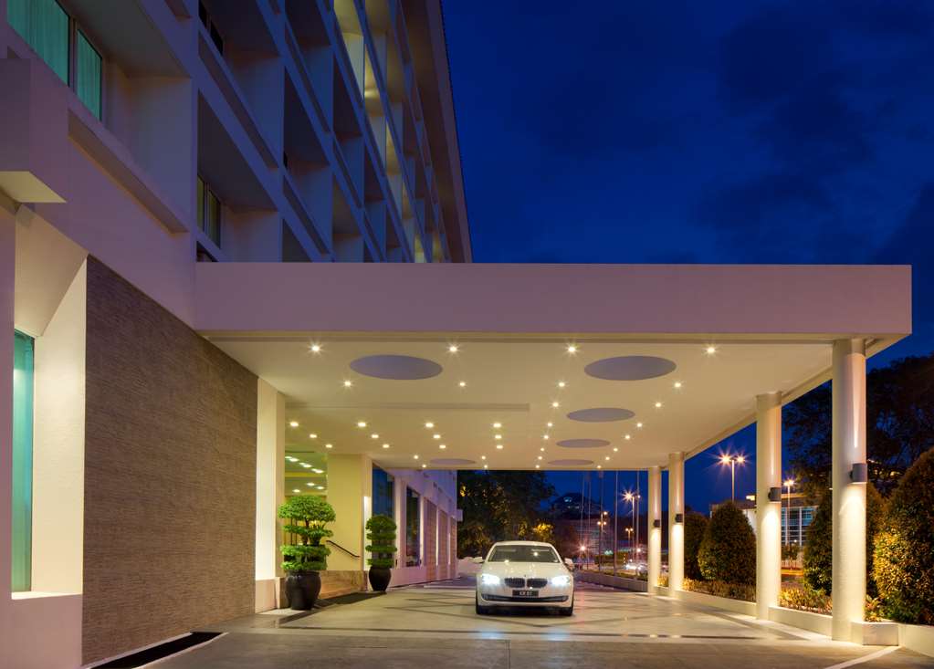 Фото Radisson Hotel Brunei Darussalam