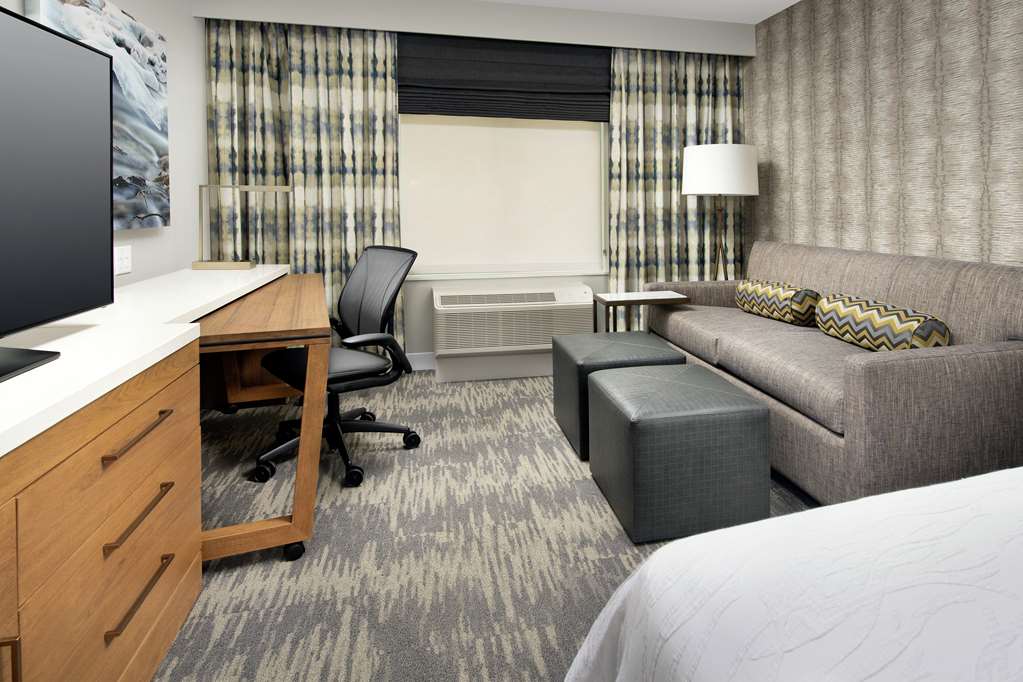 Фото Hilton Garden Inn Westchester Dobbs Ferry, Ny