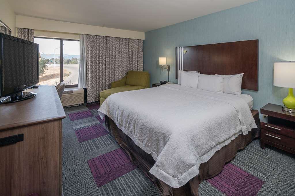 Фото Hampton Inn Livermore