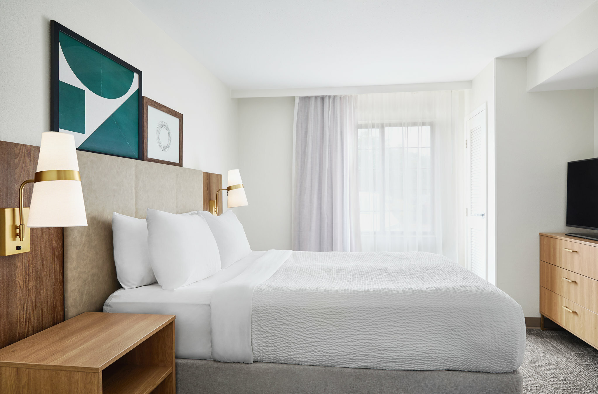 Фото Staybridge Suites Downtown Peoria, an Ihg Hotel