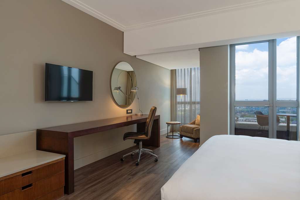 Фото Radisson Blu Hotel, Sandton Johannesburg
