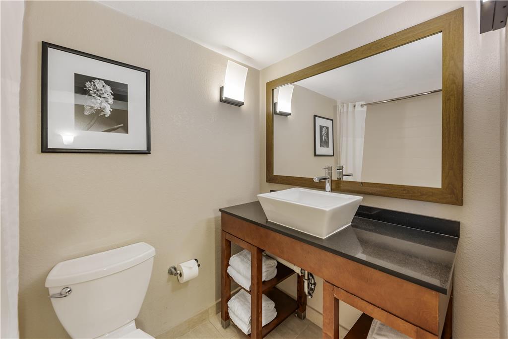 Фото Best Western Alamo Suites