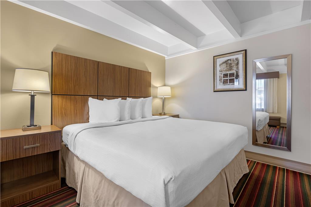 Фото Best Western El Rancho Palacio