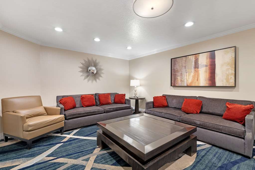Фото Best Western Plus Newport Mesa Inn