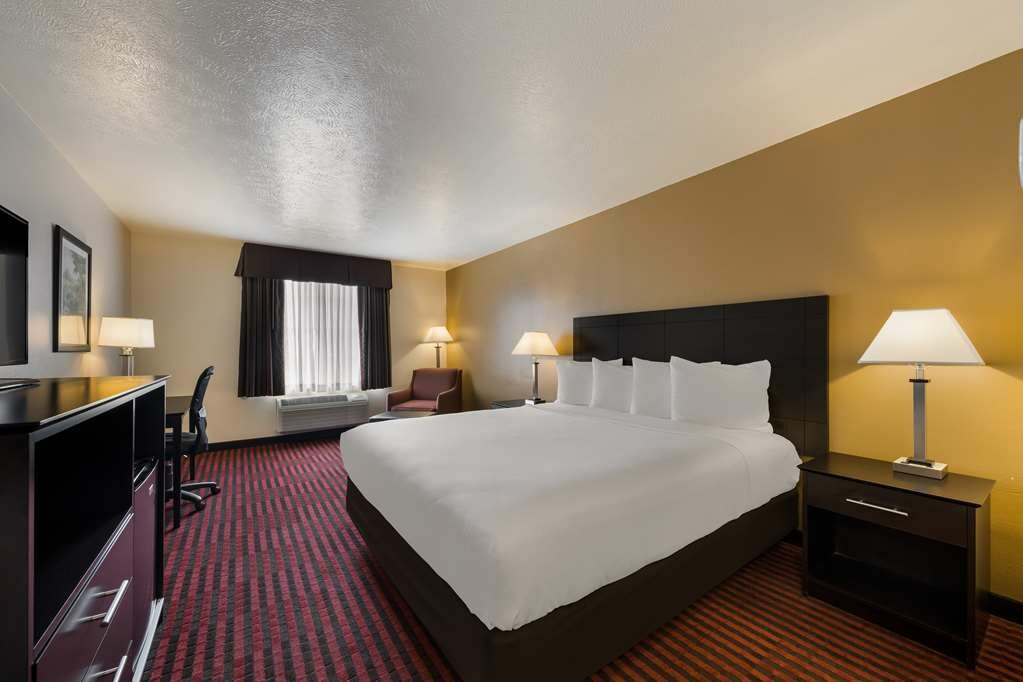 Фото Best Western Salinas Valley Inn & Suites