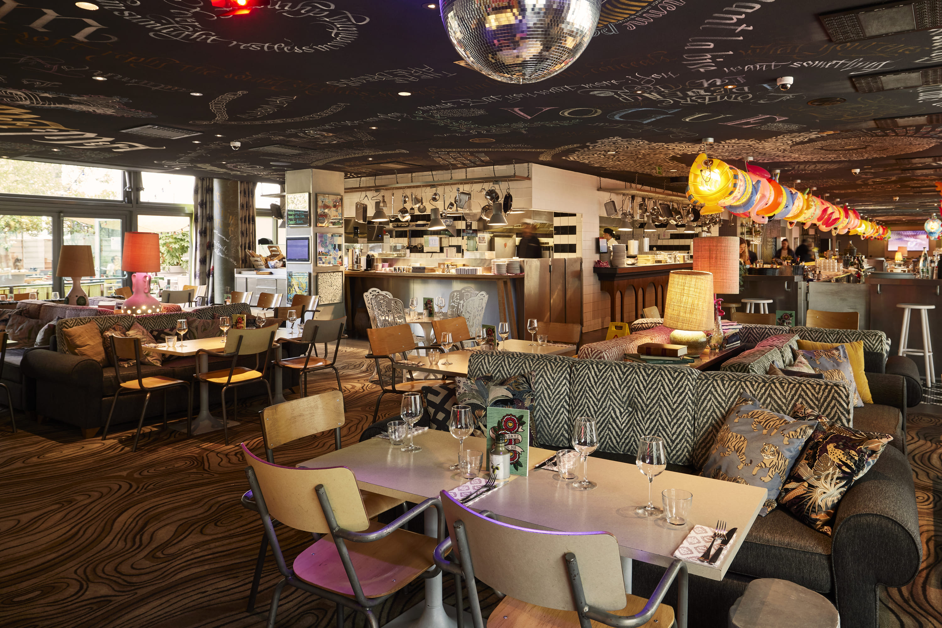 Фото Mama Shelter Lyon