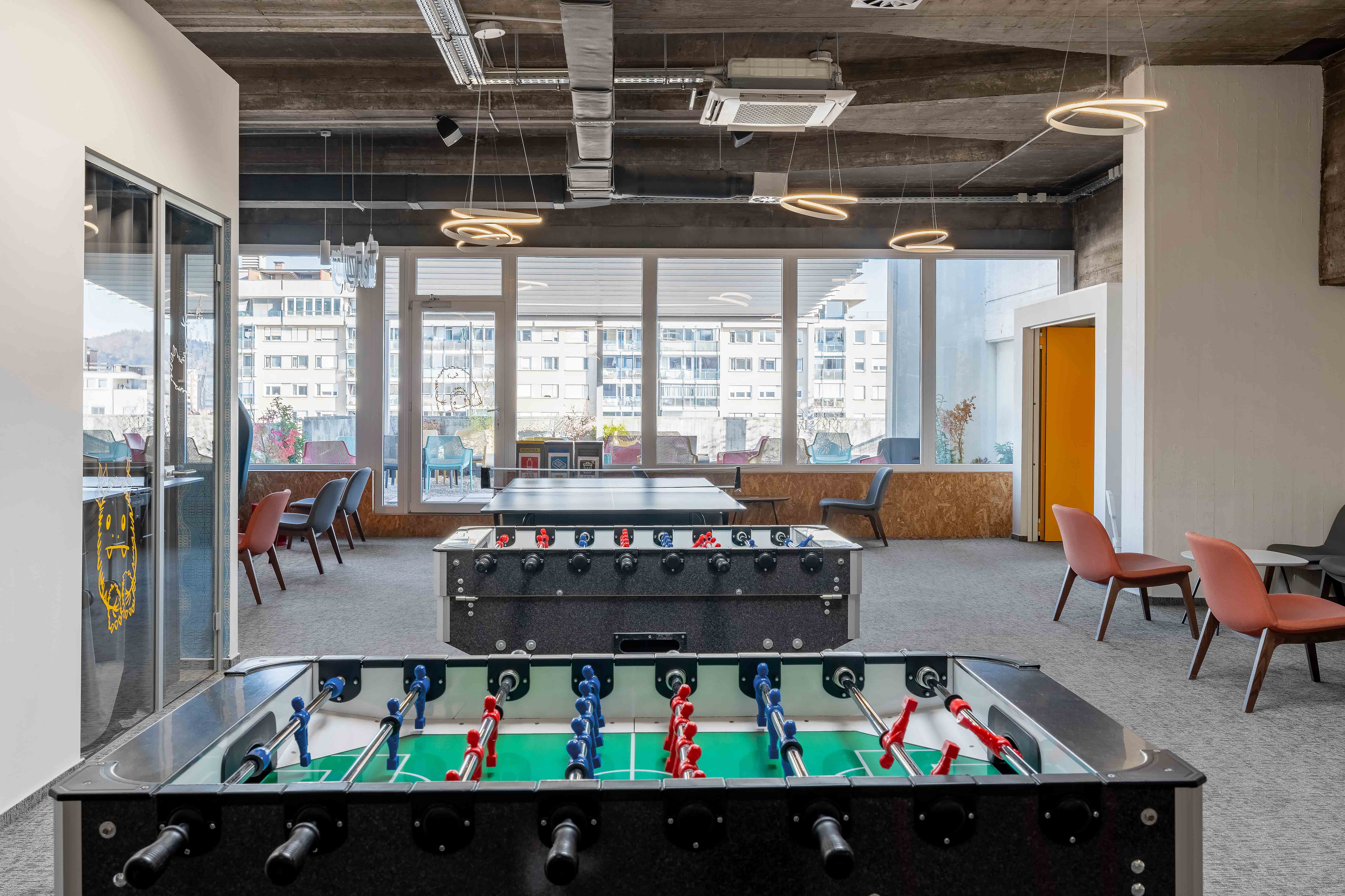 Фото Ibis Styles Ljubljana The Fuzzy Log