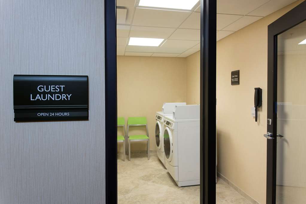 Фото Hilton Garden Inn Louisville Downtown