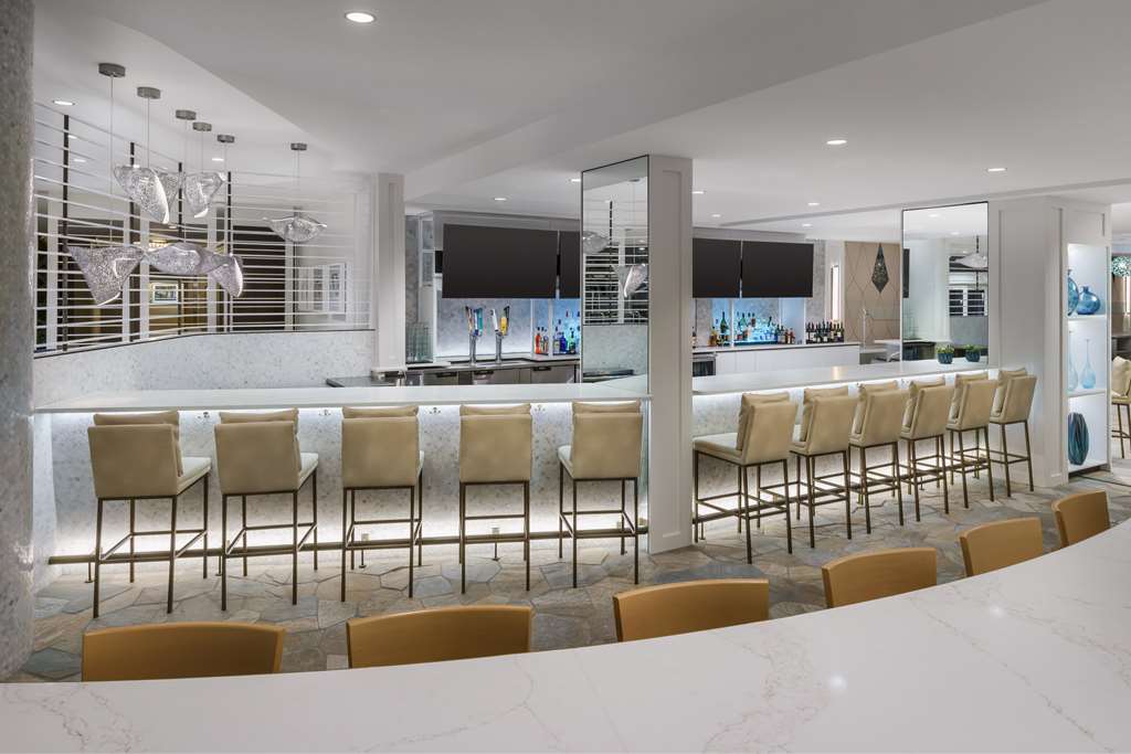 Фото Hilton Garden Inn Cocoa Beach Oceanfront