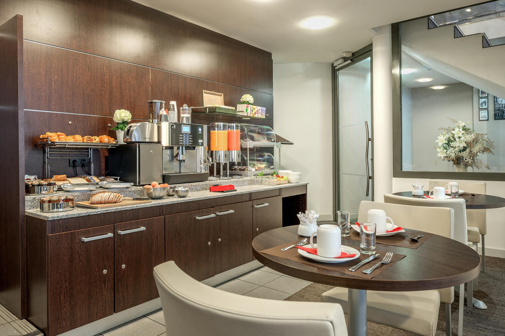 Фото Citadines République Paris