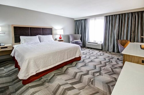 Гостиница Hampton Inn & Suites - Medicine Hat, Alberta, Canada в Медисин-Хэт
