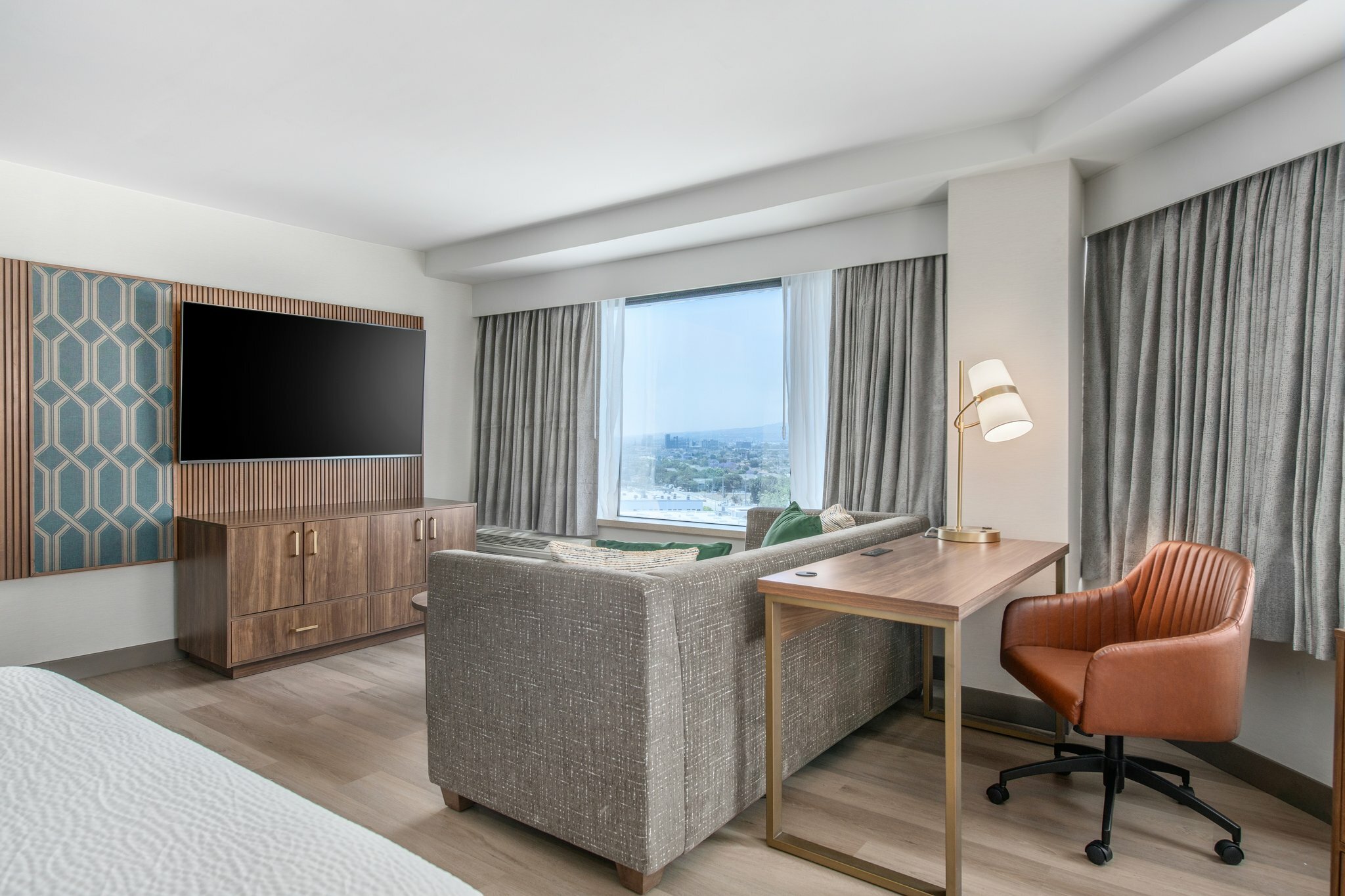 Фото Holiday Inn Los Angeles Gateway - Torrance, an Ihg Hotel