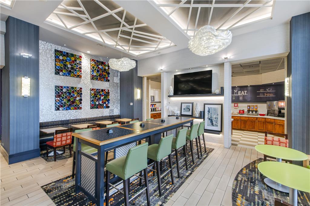 Фото Hampton Inn & Suites Raleigh-Durham Airport-Brier Creek by Hilton