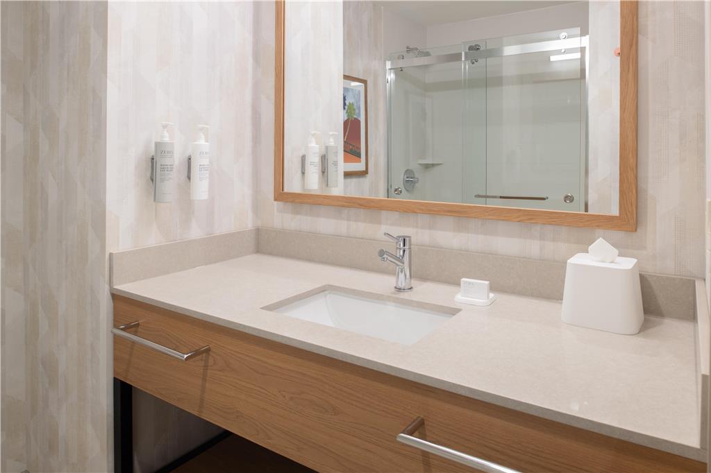 Фото Holiday Inn Express North Hollywood - Burbank Area, an Ihg Hotel