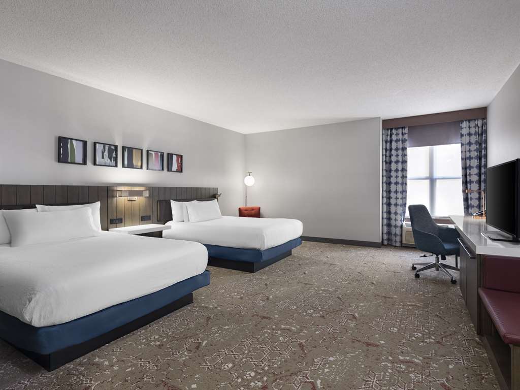 Фото Hilton Garden Inn Bloomington