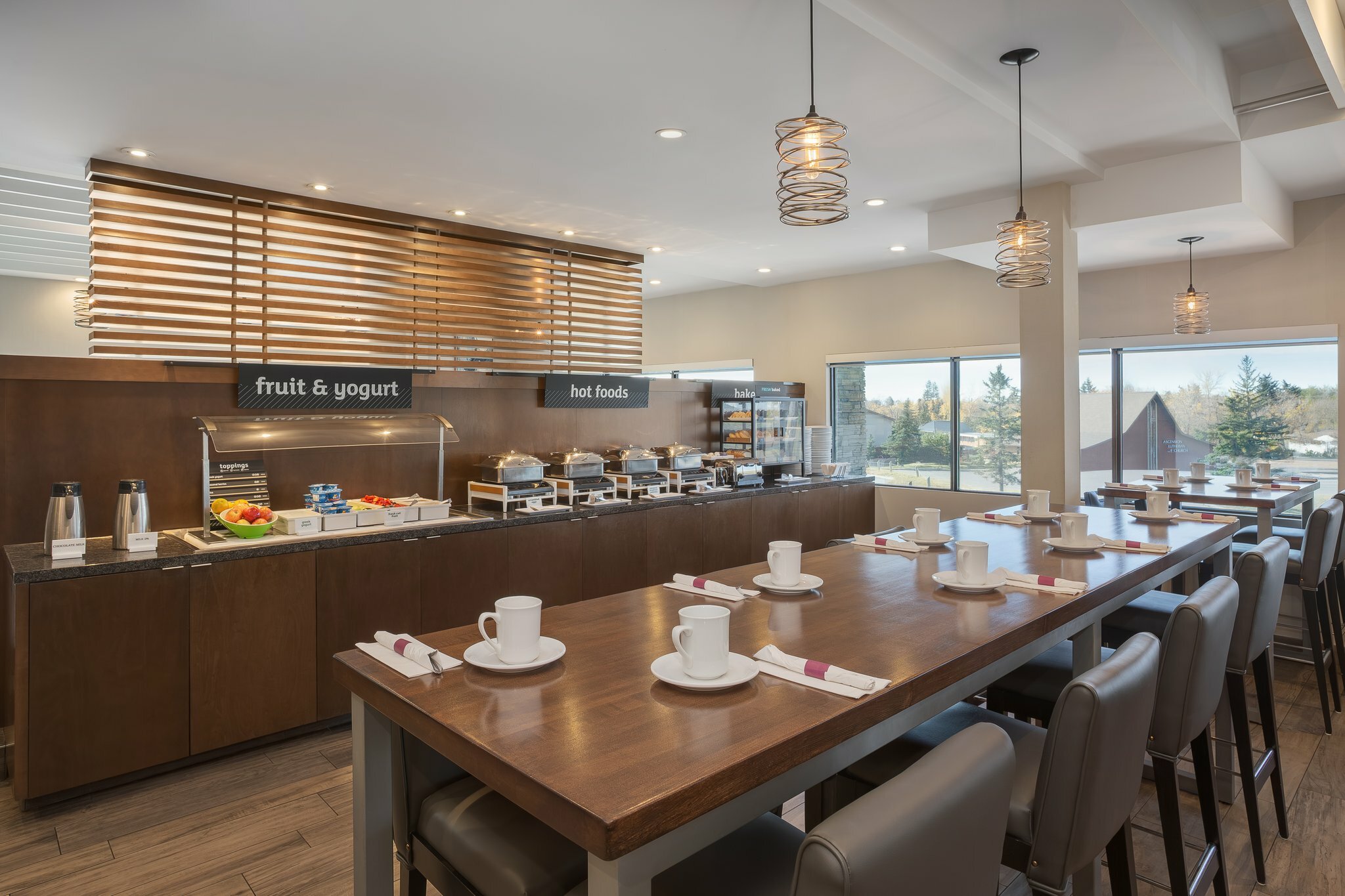 Фото Holiday Inn Calgary-Airport, an Ihg Hotel