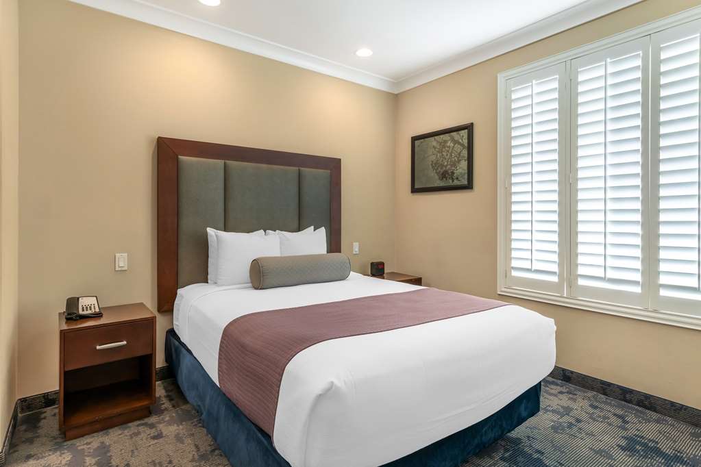 Фото Best Western Plus Avita Suites