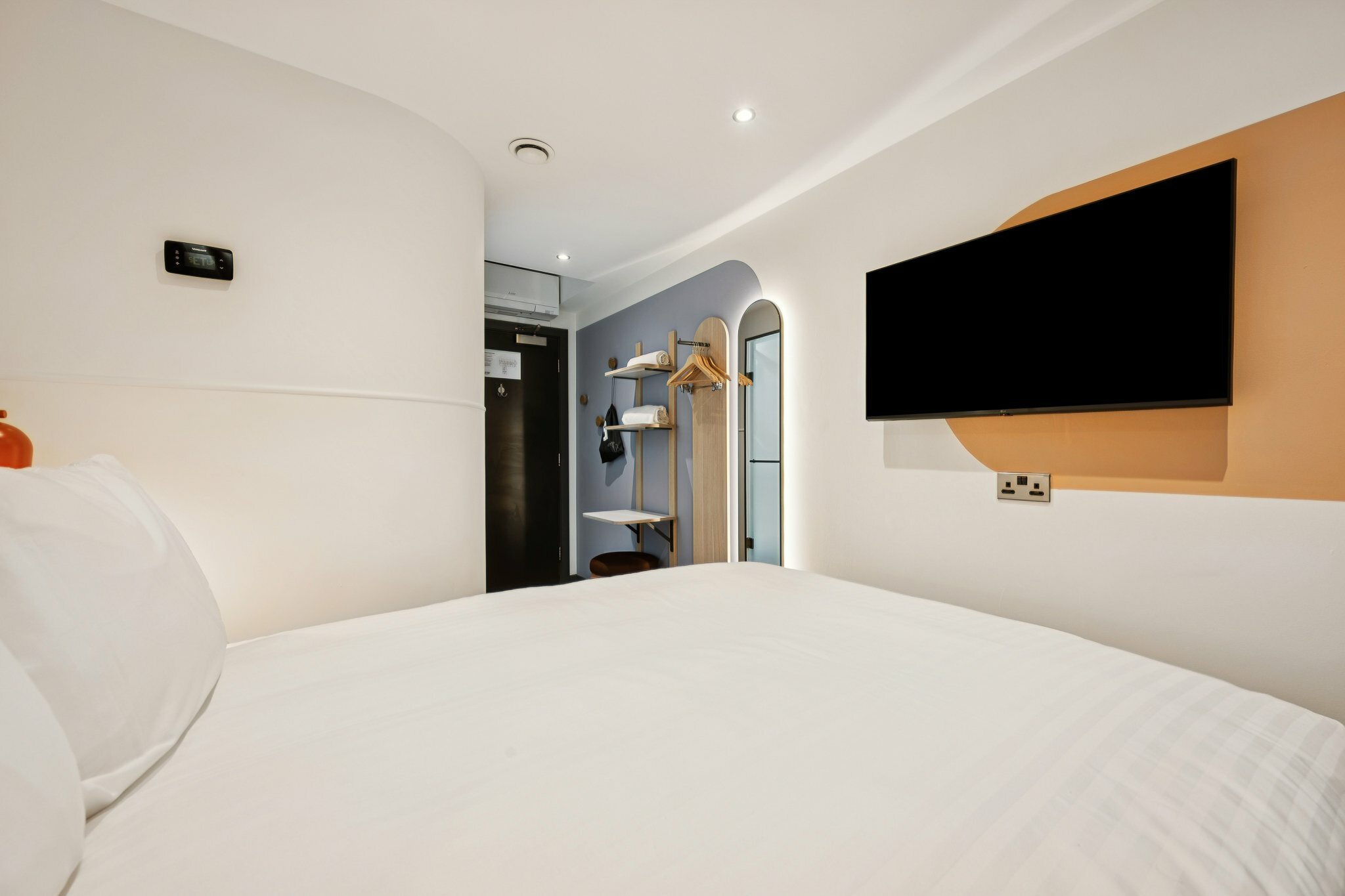 Фото Garner Hotel Edinburgh Haymarket