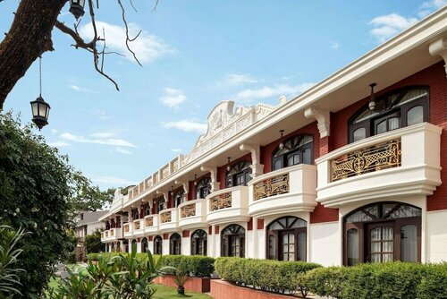 Гостиница Ramada by Wyndham Mussoorie Mall Road в Массури