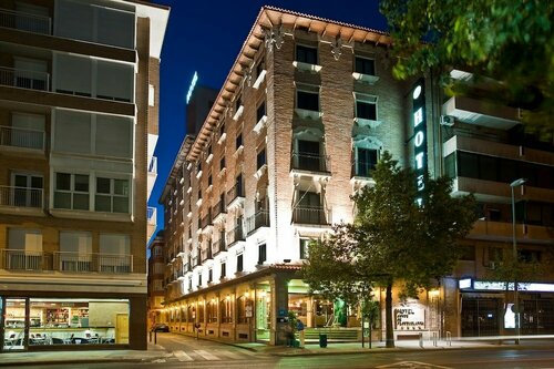Гостиница Hotel Catalonia Conde De Floridablanca в Мурсии