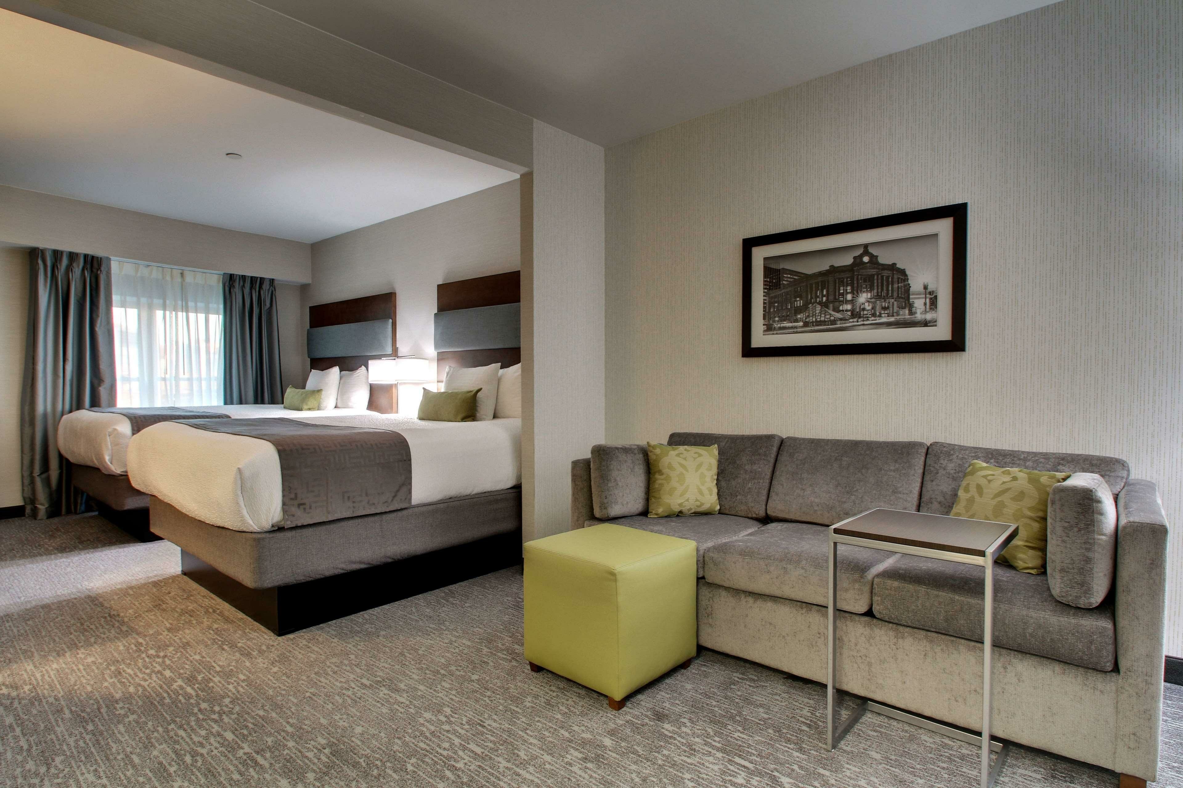 Фото Best Western Plus Boston Hotel