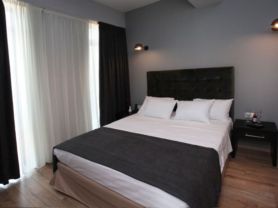 Фото L. M Club Hotel