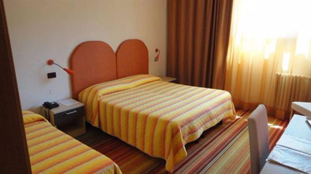 Фото Hotel Suisse