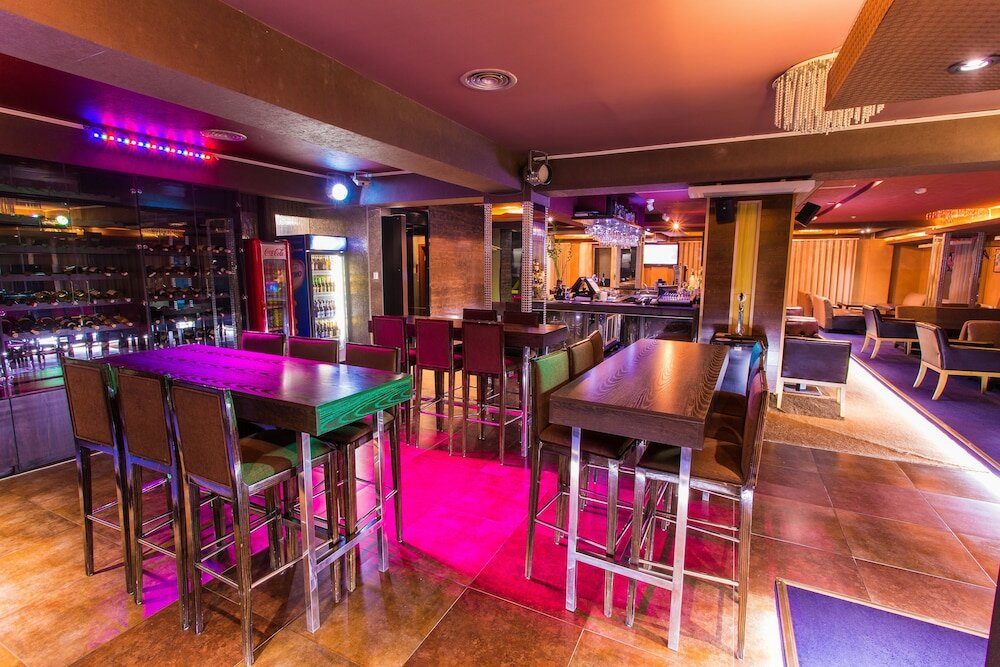 Фото The Corporate Hotel Central