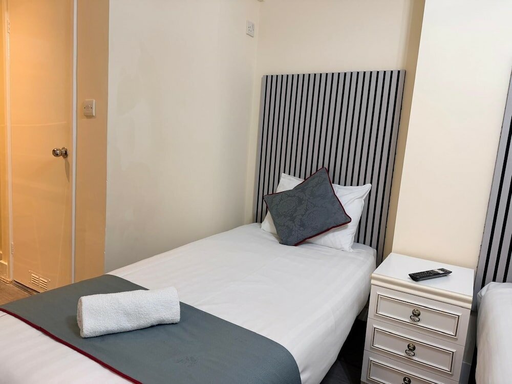 Фото King's Cross Hotel
