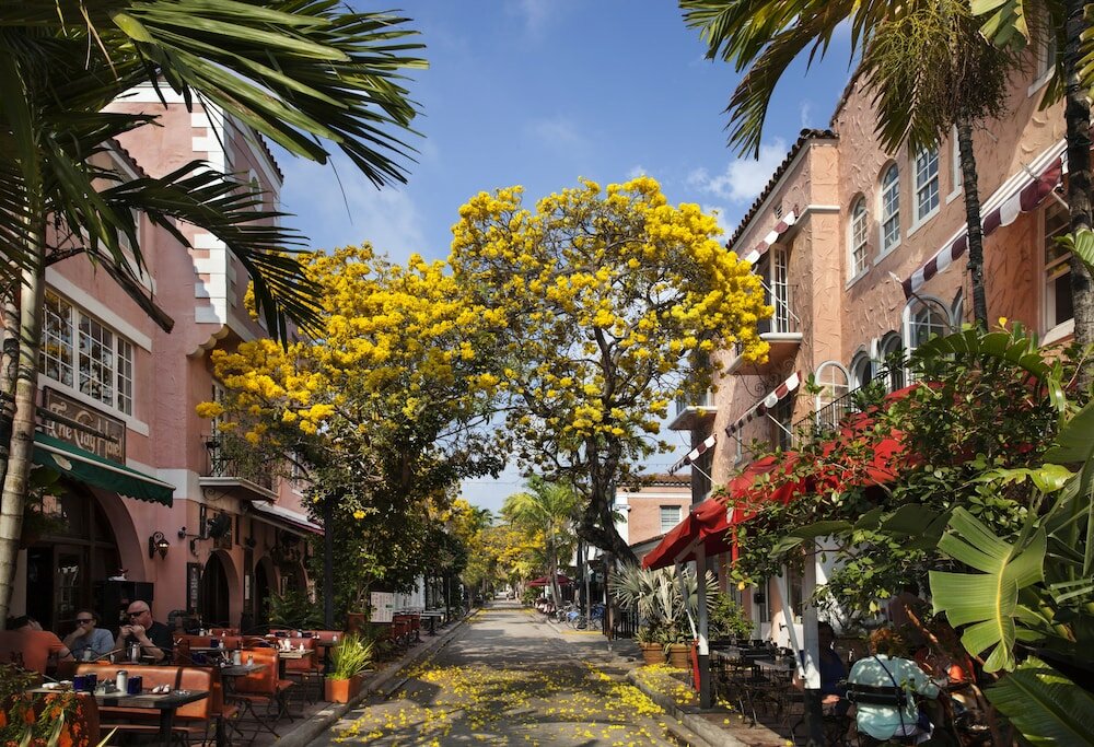 Фото Kasa El Paseo Miami Beach