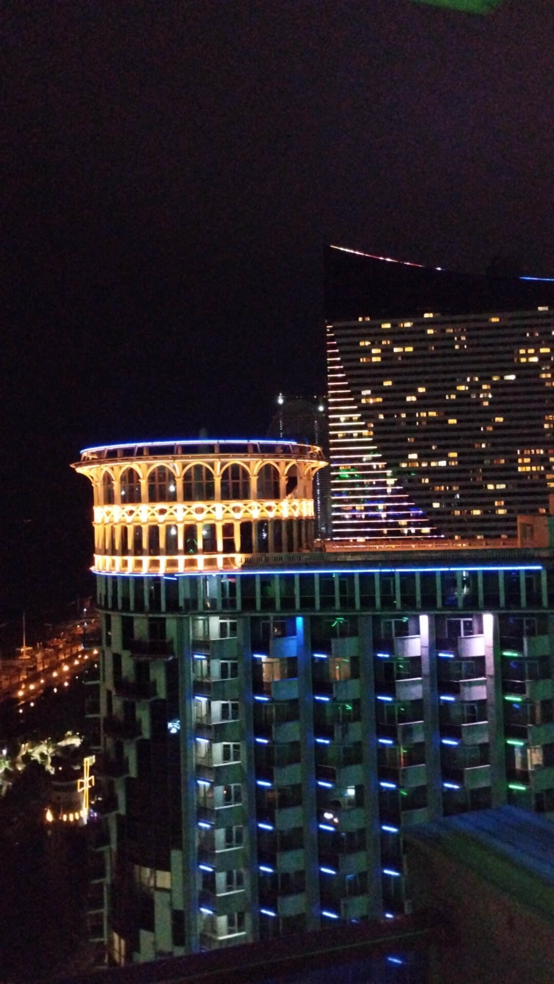 Фото Orbi Sea Towers Hotel Official