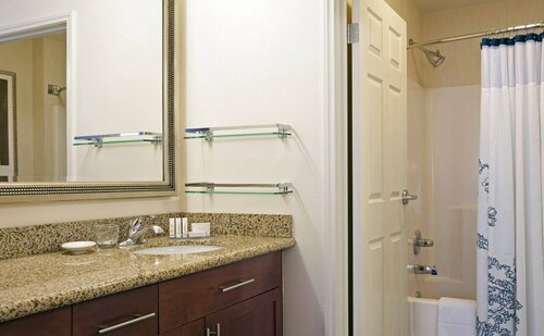Гостиница Residence Inn Lansing West в Лансинге