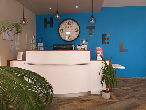 Гостиница Hotel La Couronne Marmande в Лангоне