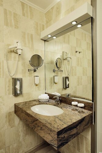 Гостиница Soaltee Hotel by Trip Inn Frankfurt Messe в Гессене