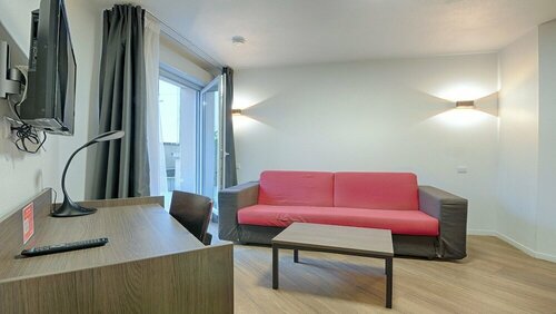 Гостиница Aparthotel Adagio access Nogent Sur Marne в Ножан-сюре-Марне