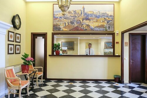 Гостиница Cavalieri Hotel в Керкире