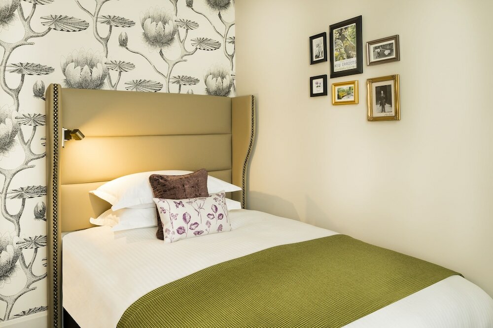 Фото The Bailey's Hotel London