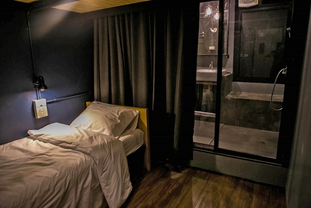 Фото Silom Space Hostel