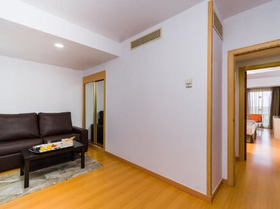 Фото Hotel Cristina by Tigotan Las Palmas - Adults Only