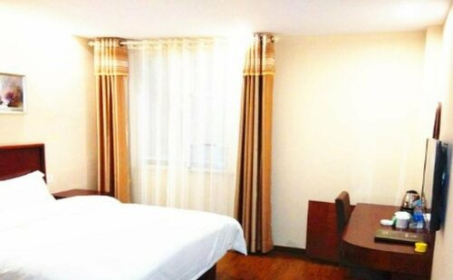 Гостиница GreenTree Inn Jiangsu Wuxi New District High Speed Rail Station Newland Family Express Hot в Уси