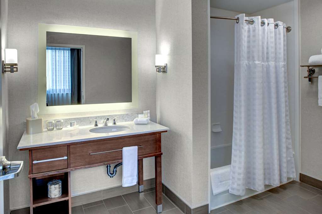 Фото Homewood Suites by Hilton Richmond Downtown