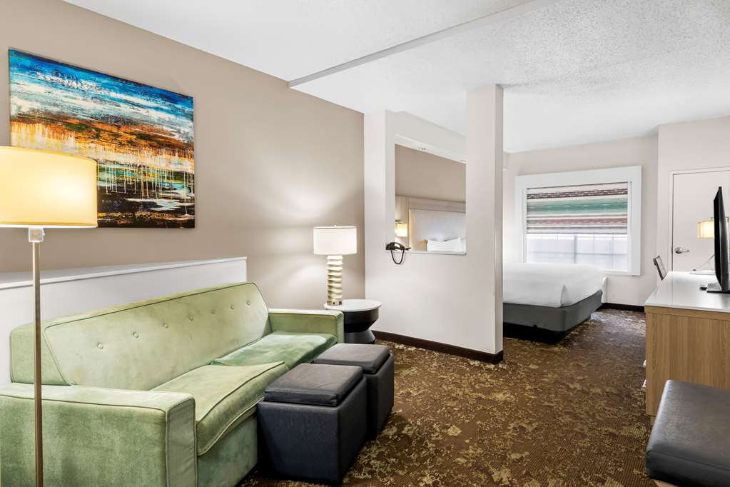 Фото Best Western Worlds of Fun Inn & Suites