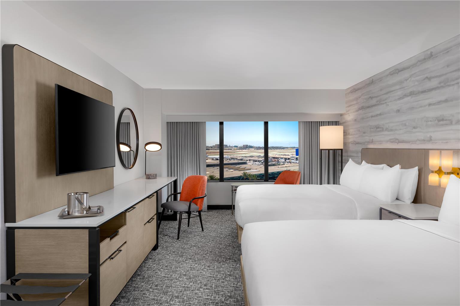 Фото Hilton Los Angeles Airport