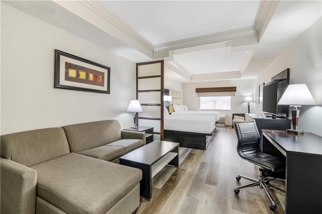 Фото Best Western Plus Jfk Inn & Suites